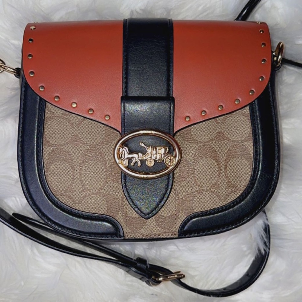 Authentic Coach New York Mini Crossbody - Picture 2 of 9